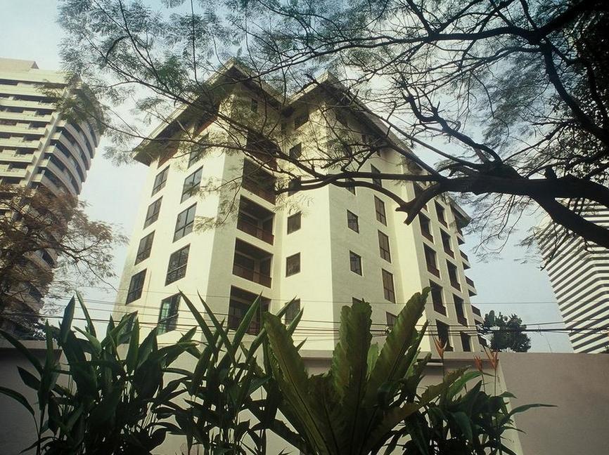 Gardengrove Suites Bangkok Esterno foto